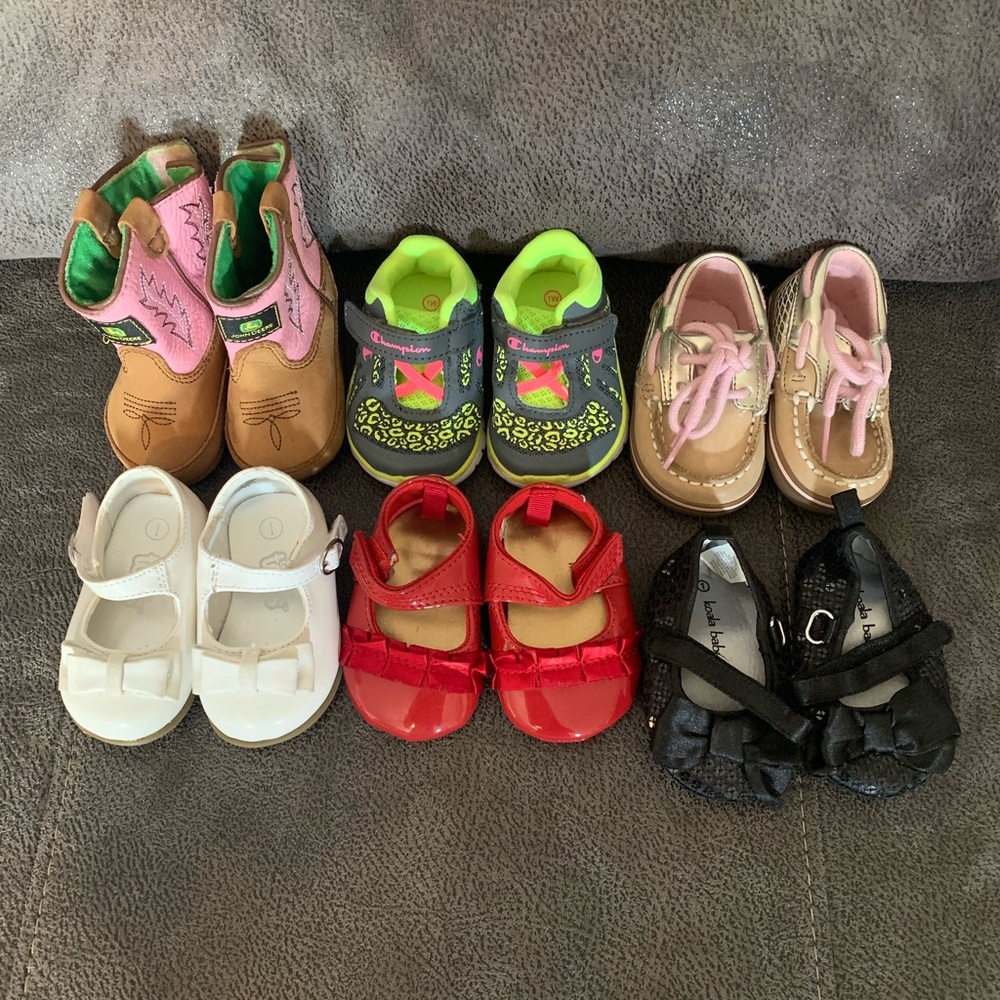 Size 1 baby girl shoes